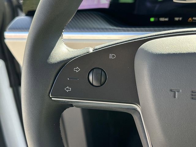 Used 2025 Tesla Model X Plaid image 33