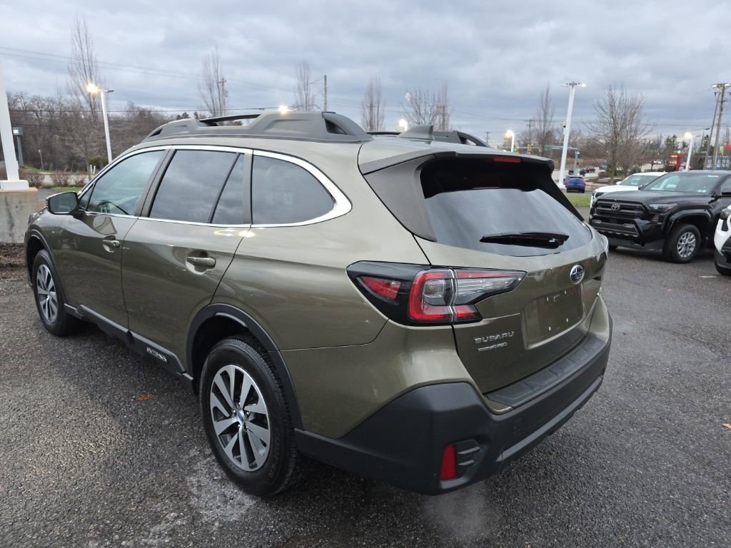 Used 2021 Subaru Outback Premium image 4