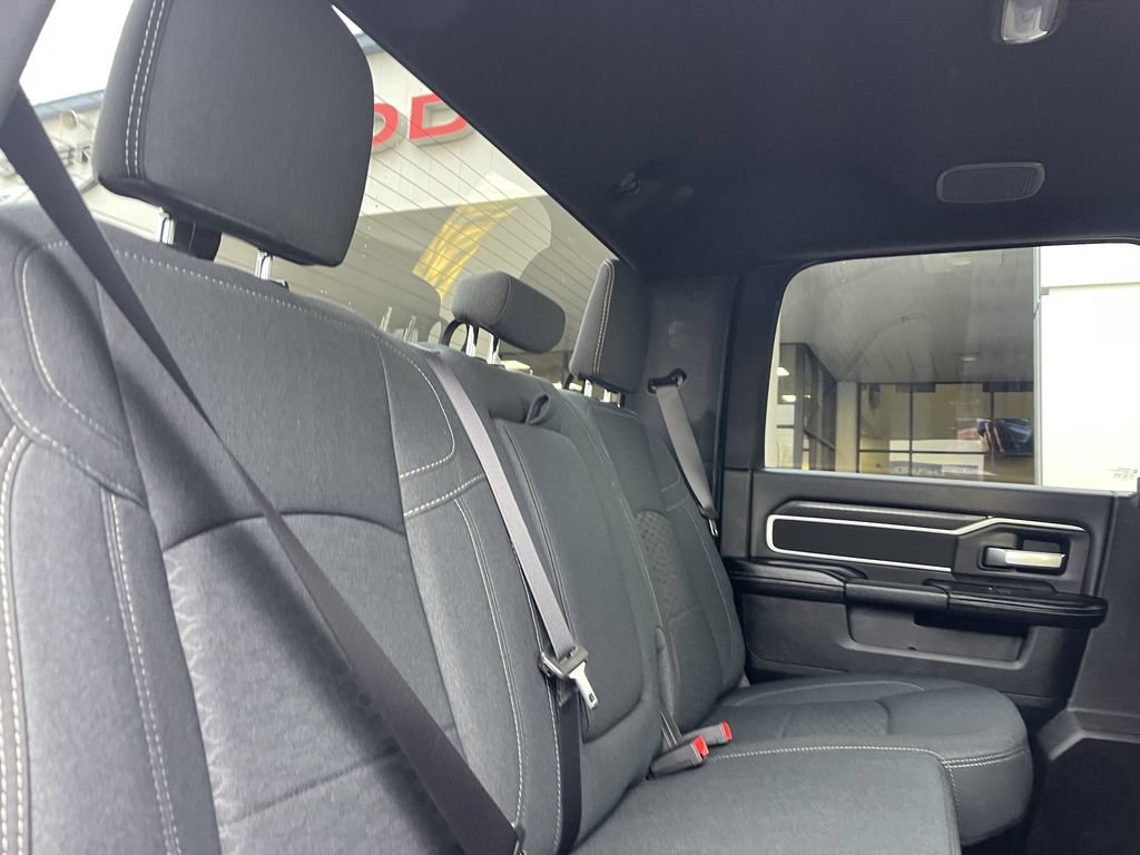New 2026 RAM 3500 Big Horn AWD/4WD image 24