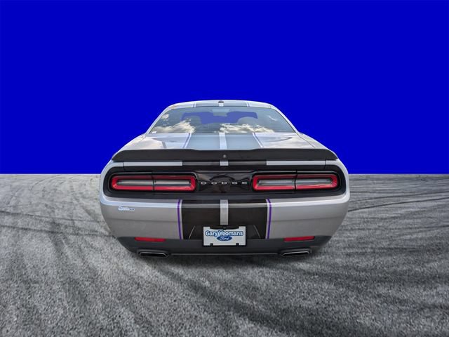 Used 2017 Dodge Challenger SXT RWD image 5