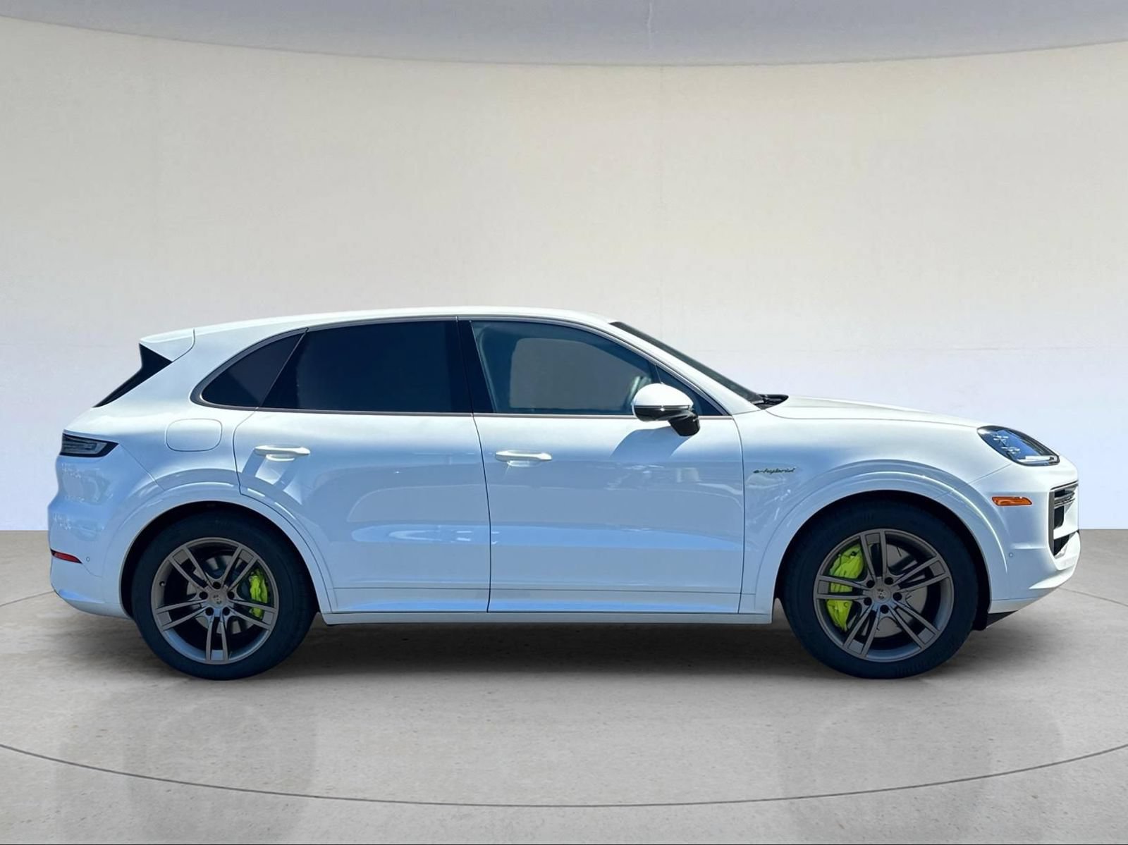 New 2026 Porsche Cayenne Turbo AWD/4WD image 9
