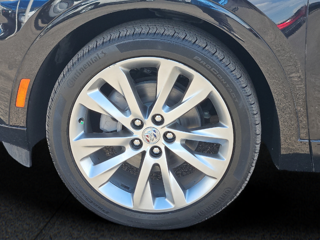 Used 2023 Buick Envision Avenir AWD/4WD image 8