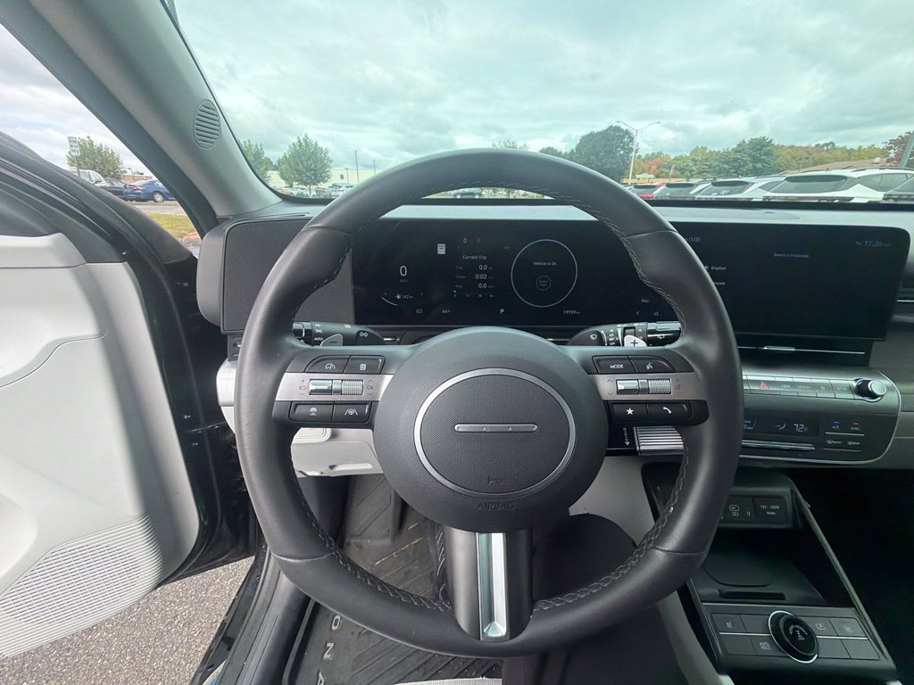 Certified 2024 Hyundai Kona SEL w/ Convenience Package AWD/4WD image 17