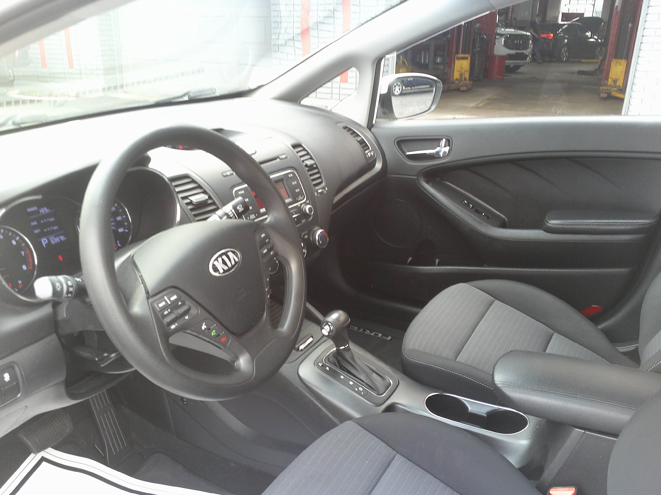 Used 2014 Kia Forte LX w/ Popular Package FWD image 18