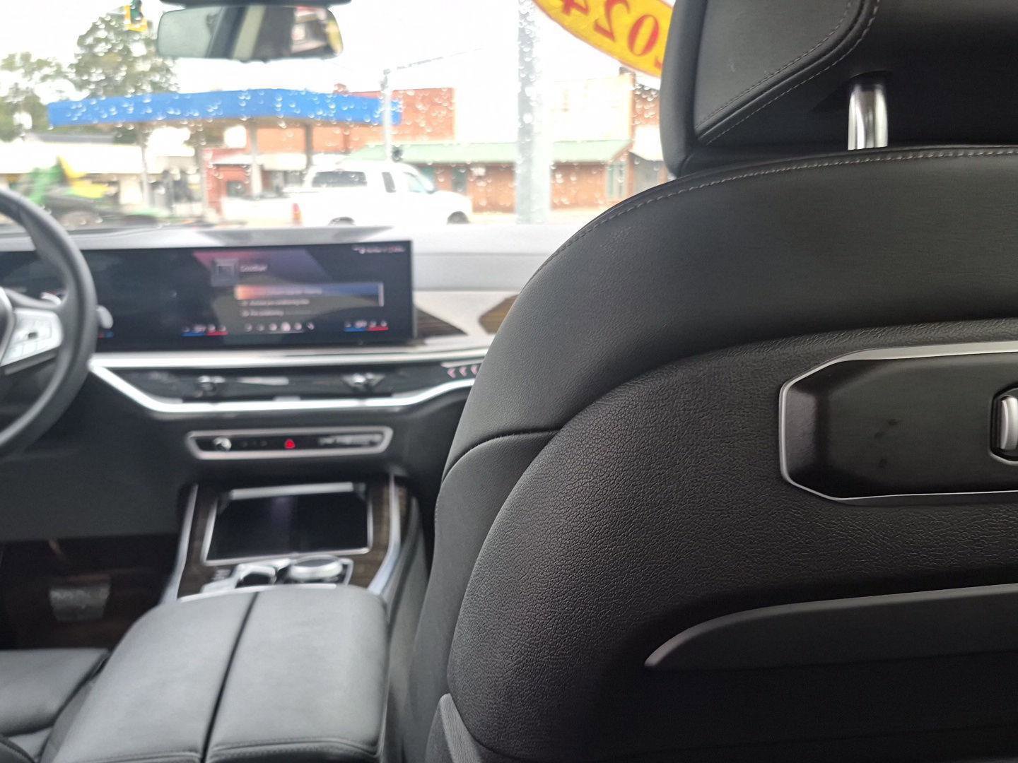 Used 2024 BMW X7 xDrive40i image 62