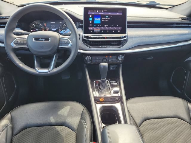 Used 2024 Jeep Compass Latitude AWD/4WD image 18