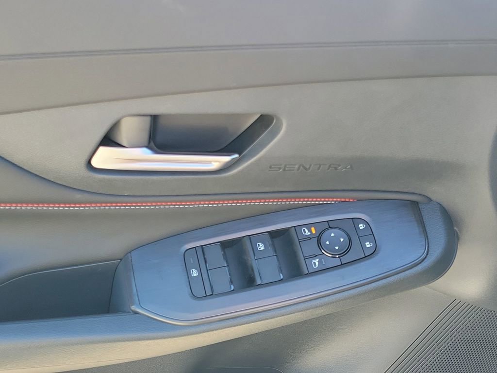 New 2026 Nissan Sentra SR image 22