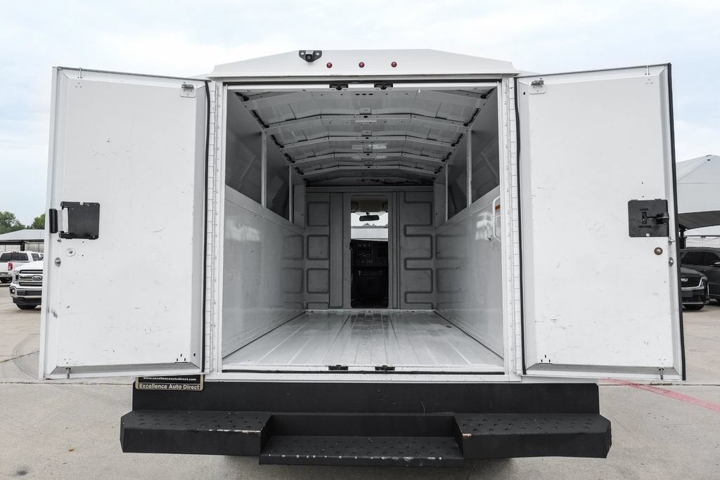 Used 2021 Chevrolet Express 3500 w/ Power Convenience Package RWD image 54