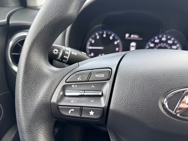 Used 2023 Hyundai Kona SE image 24