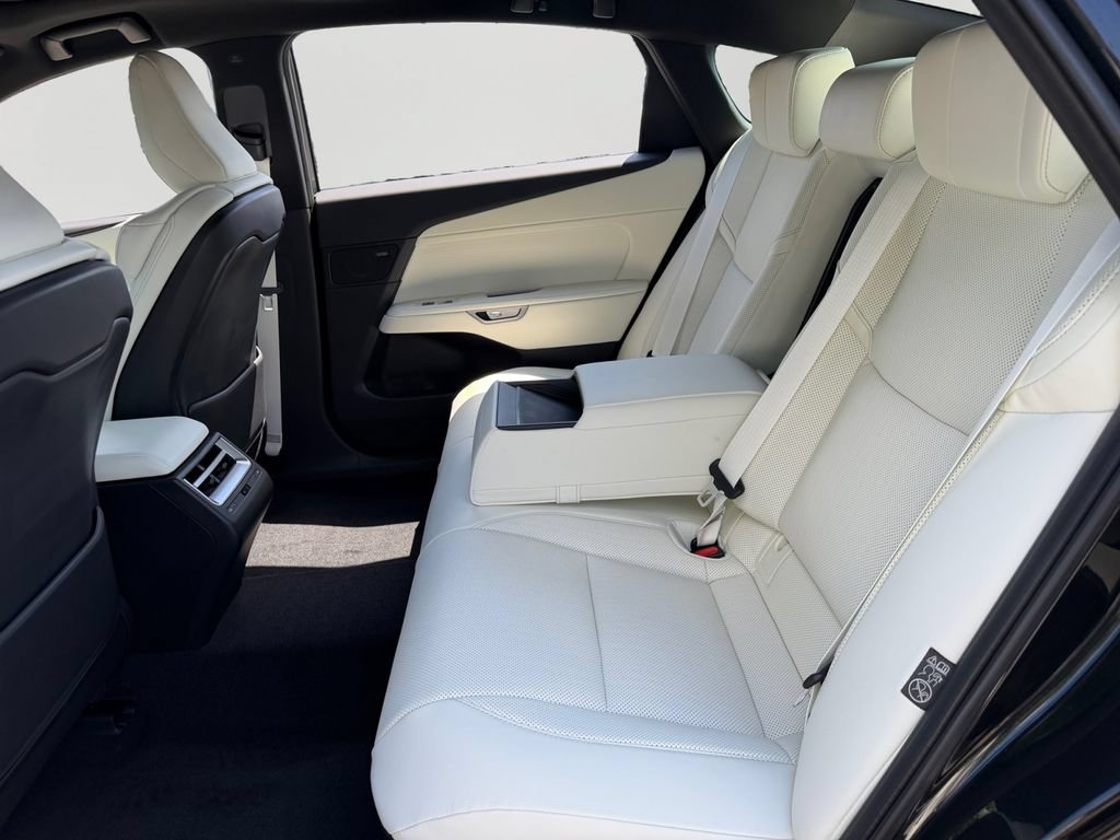 New 2026 Lexus ES 350h AWD w/ Cold Area Package image 8