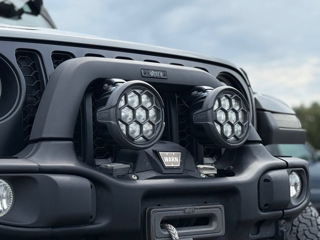 Used 2023 Jeep Gladiator Rubicon w/ Cold Weather Group AWD/4WD image 33