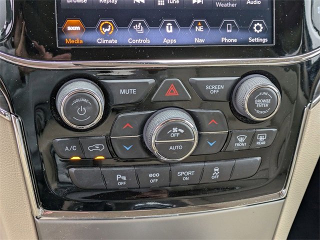 Used 2020 Jeep Grand Cherokee Limited w/ Trailer Tow Group IV image 26