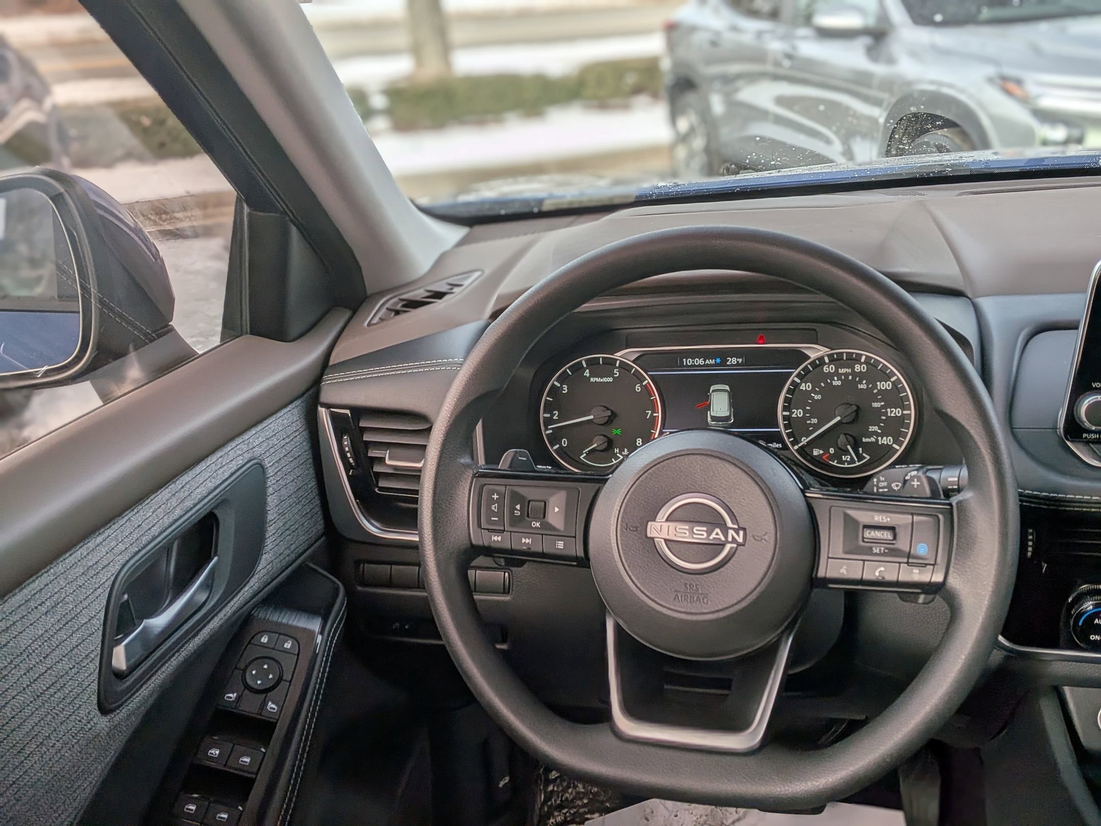 Used 2023 Nissan Rogue SV image 20