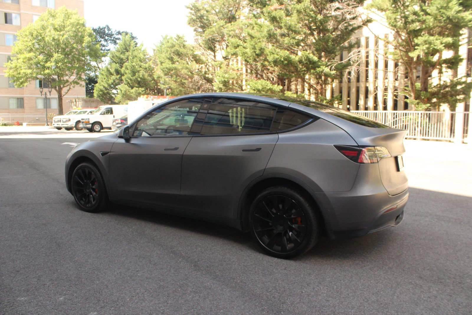 Used 2021 Tesla Model Y Long Range AWD/4WD image 9