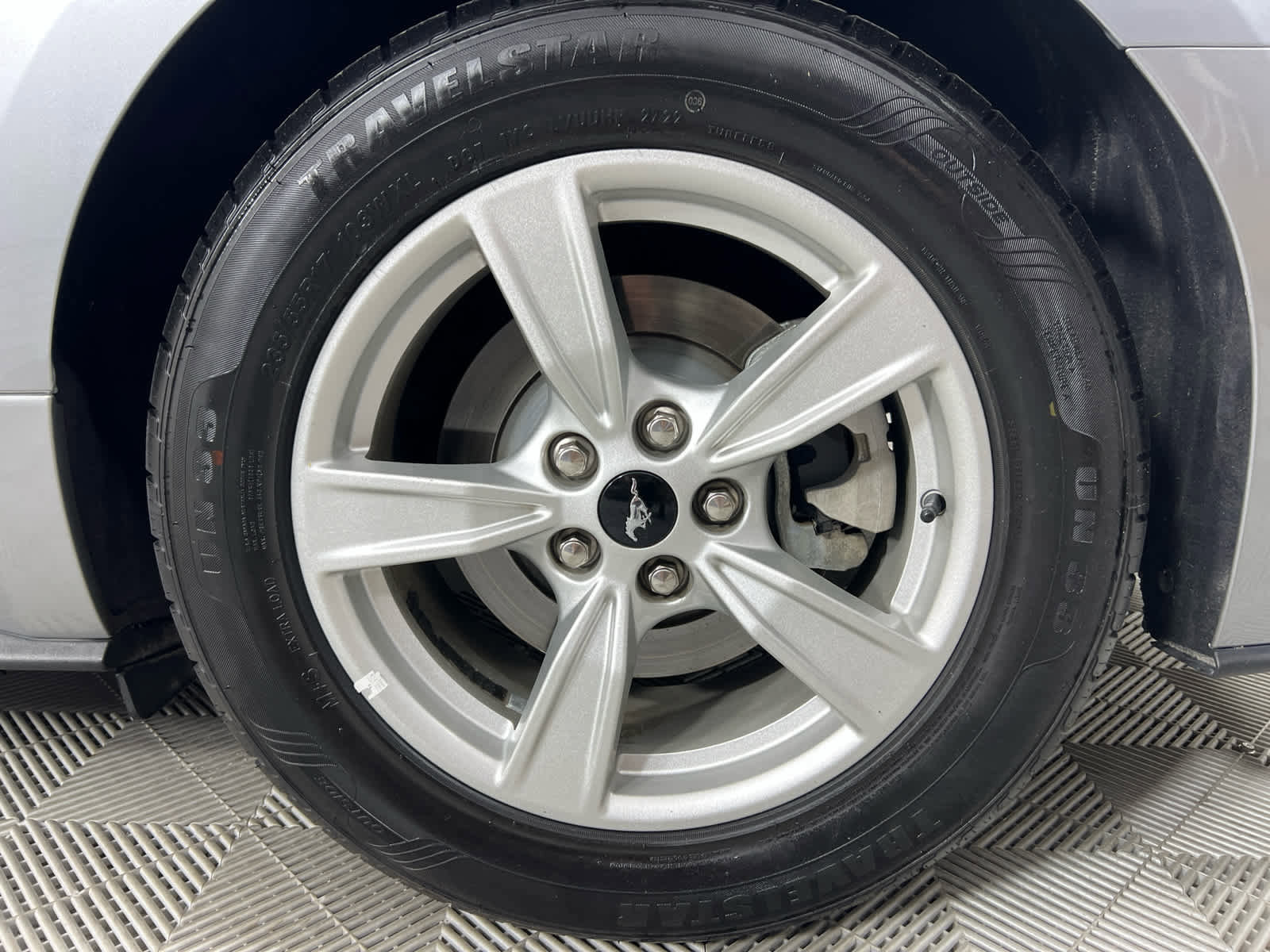 Used 2021 Ford Mustang Coupe image 13