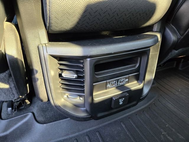 Used 2019 RAM 1500 Laramie image 31