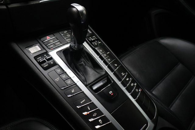 Used 2018 Porsche Macan GTS w/ Premium Package Plus image 31