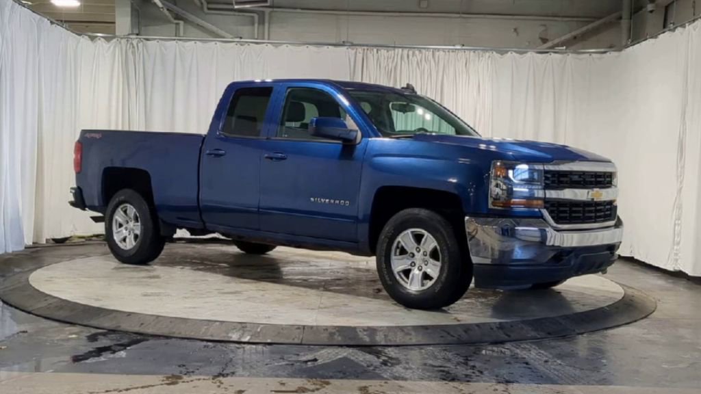 Used 2016 Chevrolet Silverado 1500 LT image 3