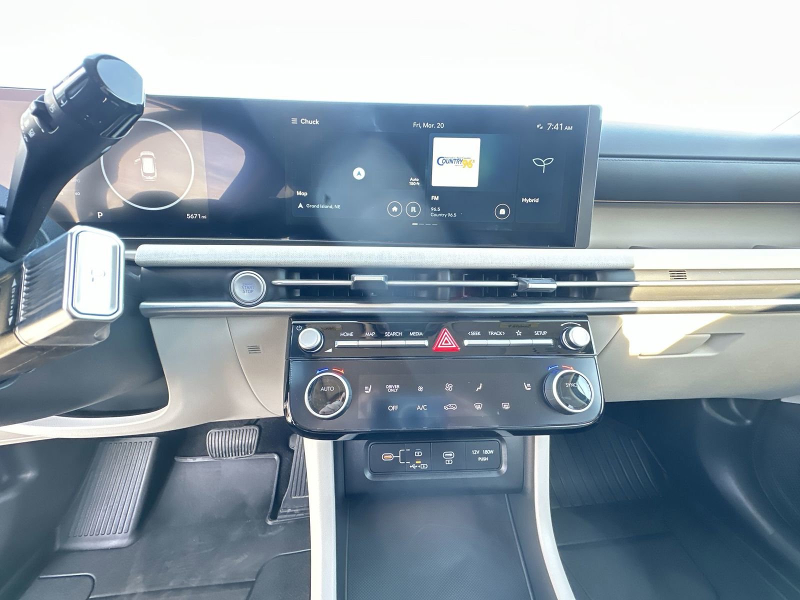 Used 2025 Hyundai Tucson SEL image 13
