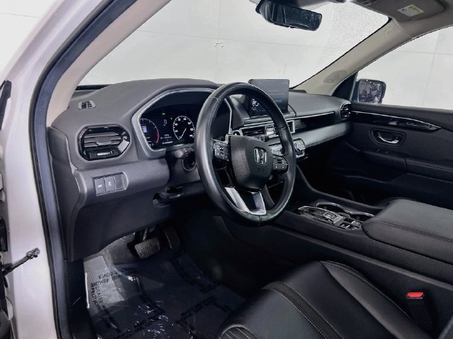 Certified 2024 Honda Pilot Touring image 9