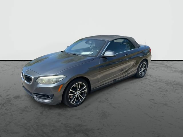 Used 2018 BMW 230i Convertible RWD image 4