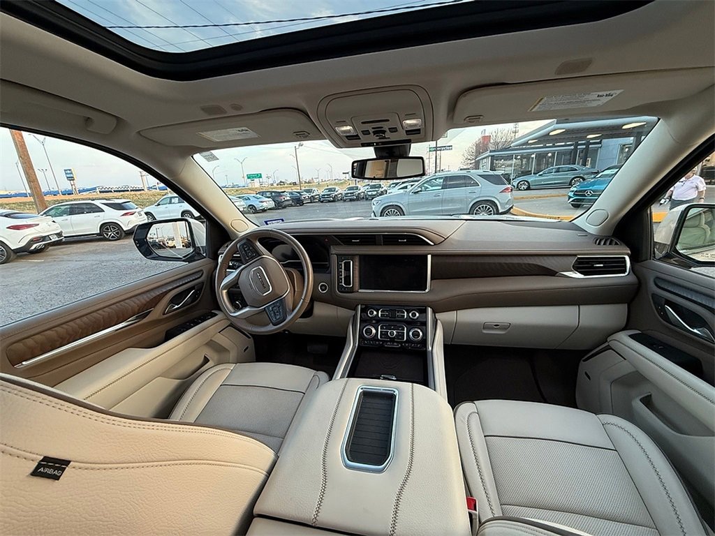 Used 2022 GMC Yukon Denali image 10
