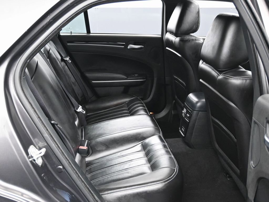 Used 2023 Chrysler 300 S image 34