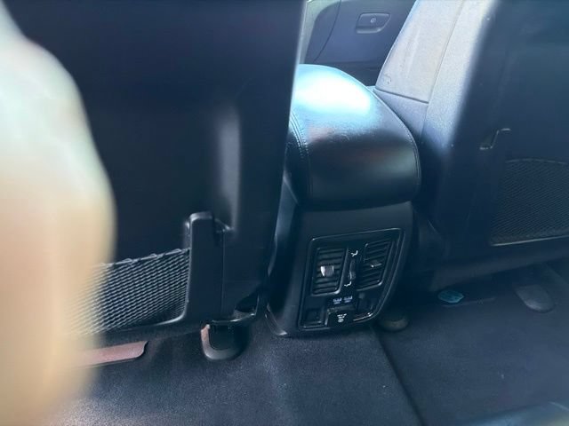 Used 2019 Jeep Grand Cherokee Limited AWD/4WD image 19