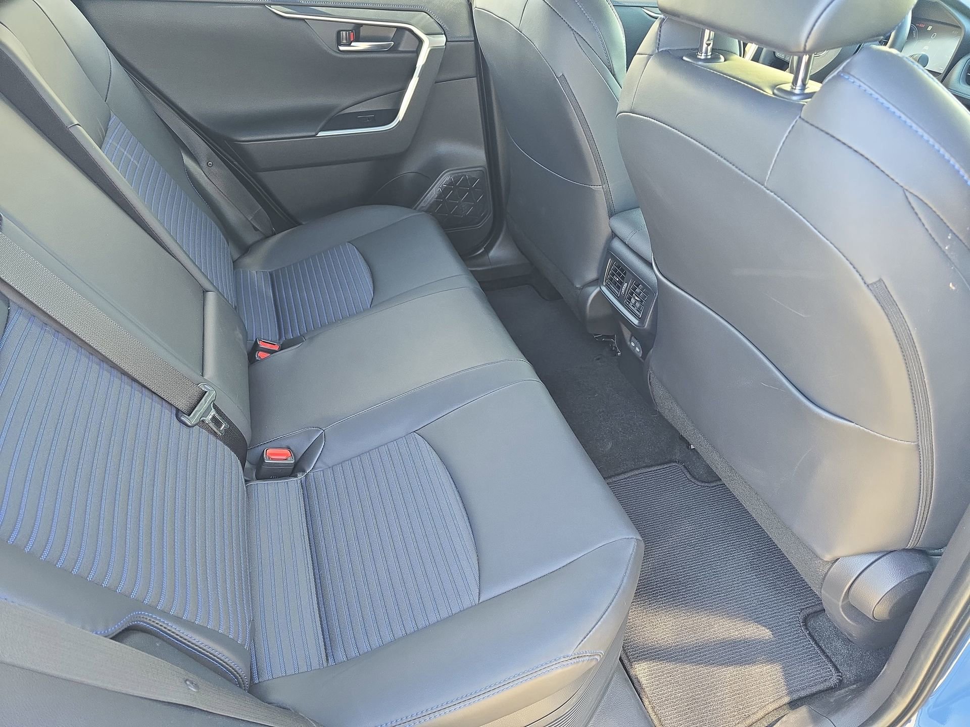 Used 2024 Toyota RAV4 XSE w/ Advanced Technology Package image 11