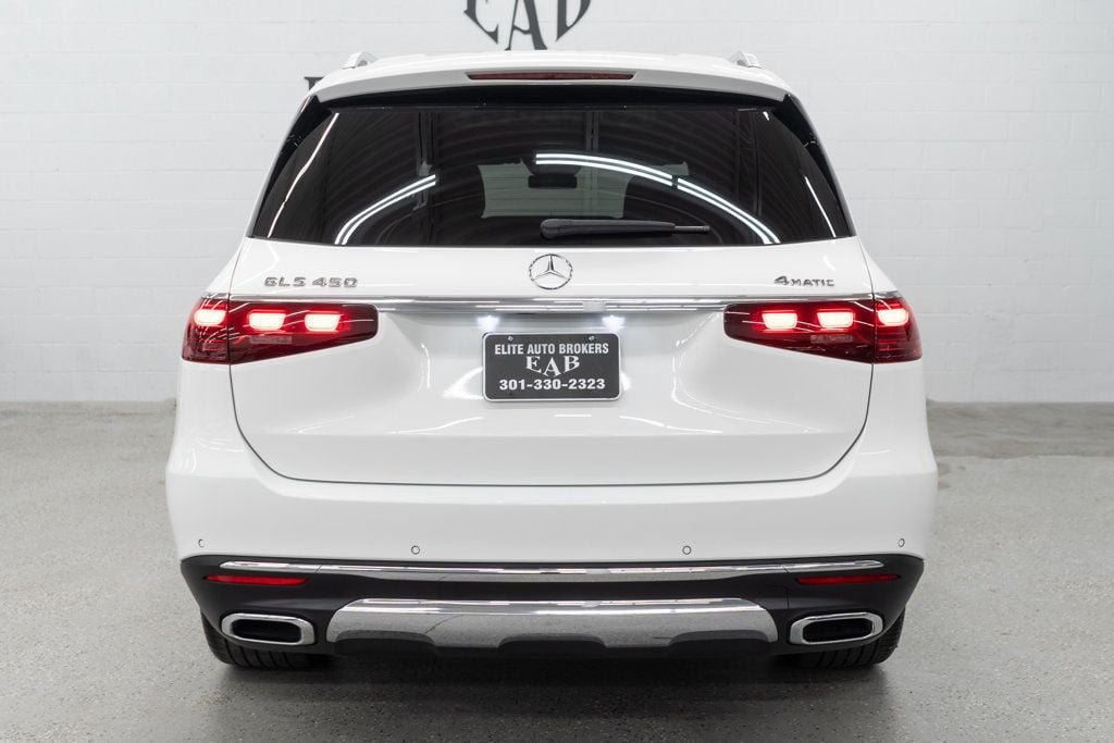 Used 2025 Mercedes-Benz GLS 450 4MATIC image 4