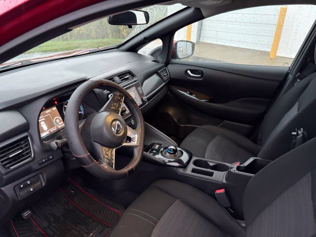 Used 2020 Nissan Leaf SV w/ Protection Package FWD image 10
