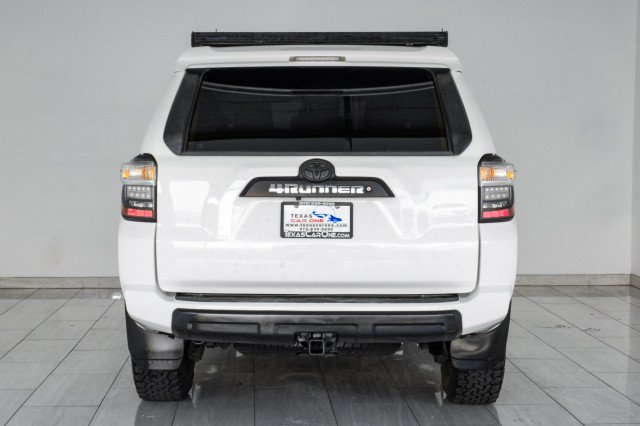 Used 2020 Toyota 4Runner TRD Off-Road AWD/4WD image 7