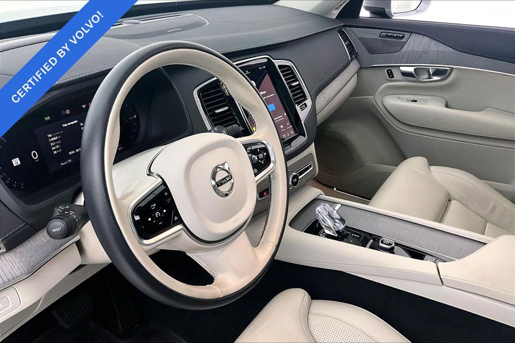 Used 2025 Volvo XC90 T8 Ultra w/ Protection Package Premier AWD/4WD image 11