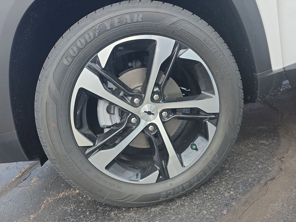 New 2026 Chevrolet Trax RS w/ Sunroof Package image 27