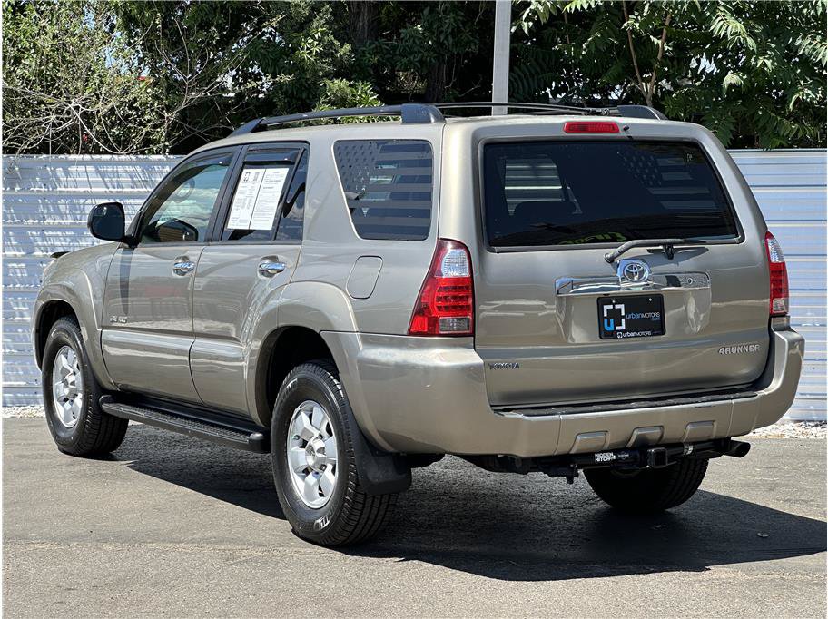 Used 2008 Toyota 4Runner SR5 AWD/4WD image 12