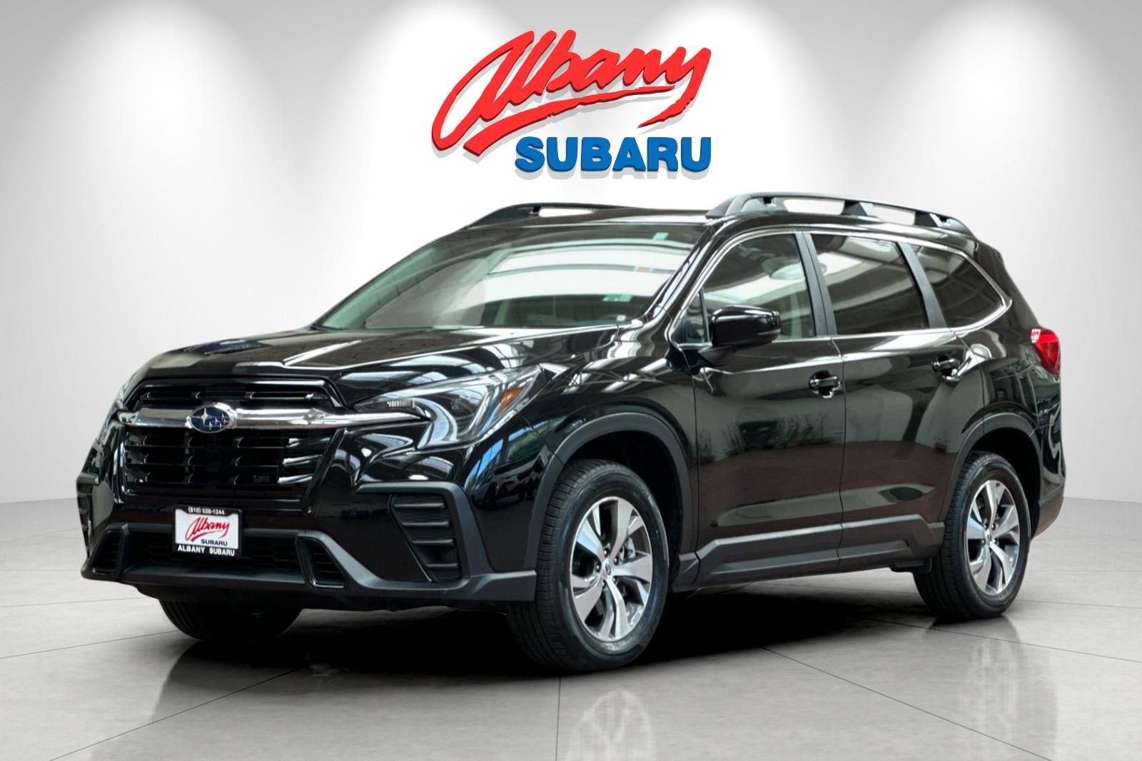 Used 2025 Subaru Ascent Premium image 9