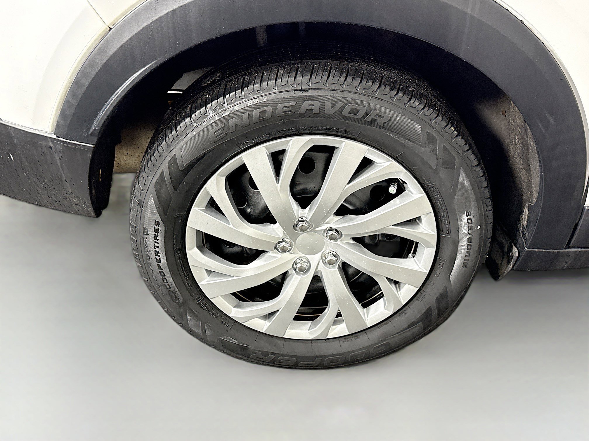 Used 2020 Nissan Kicks S image 33