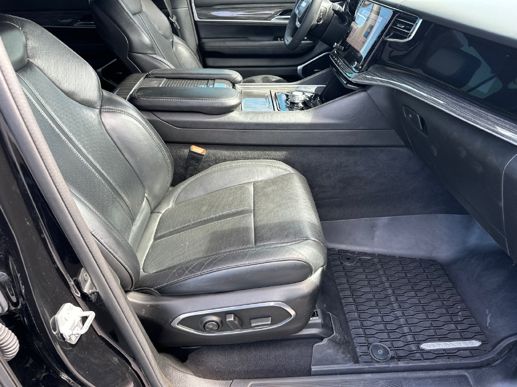Used 2022 Jeep Wagoneer Series II w/ Convenience Group I RWD image 13