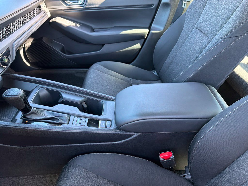 Used 2023 Honda Accord EX image 13