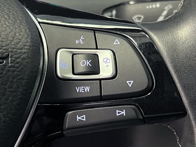 Certified 2021 Volkswagen Tiguan SE R-Line FWD image 21