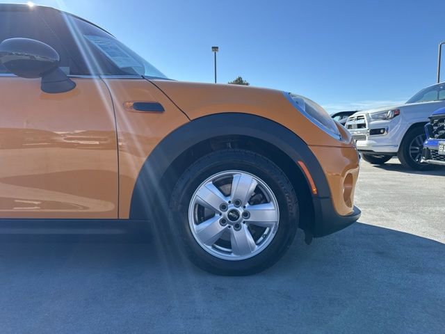 Used 2016 MINI Cooper 2-Door Hardtop image 3