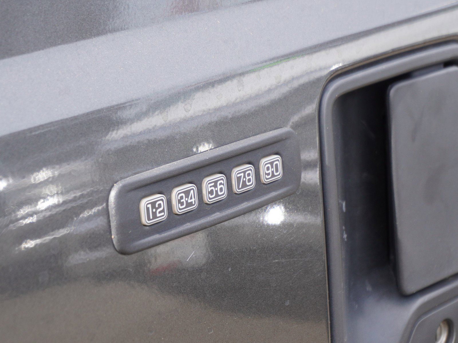 Used 2016 Ford F250 XLT w/ XLT Value Package image 9