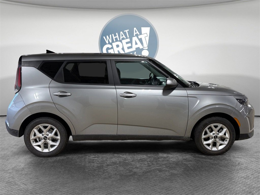 Certified 2024 Kia Soul LX w/ Option Group 015 image 2