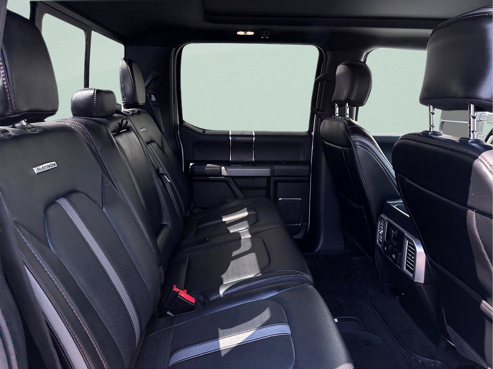 Used 2018 Ford F150 Platinum w/ Equipment Group 701A Luxury AWD/4WD image 30
