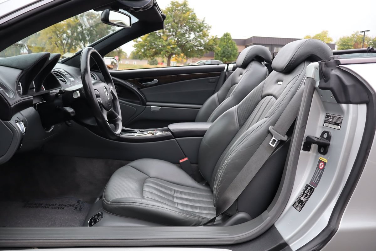 Used 2004 Mercedes-Benz SL 55 AMG image 31