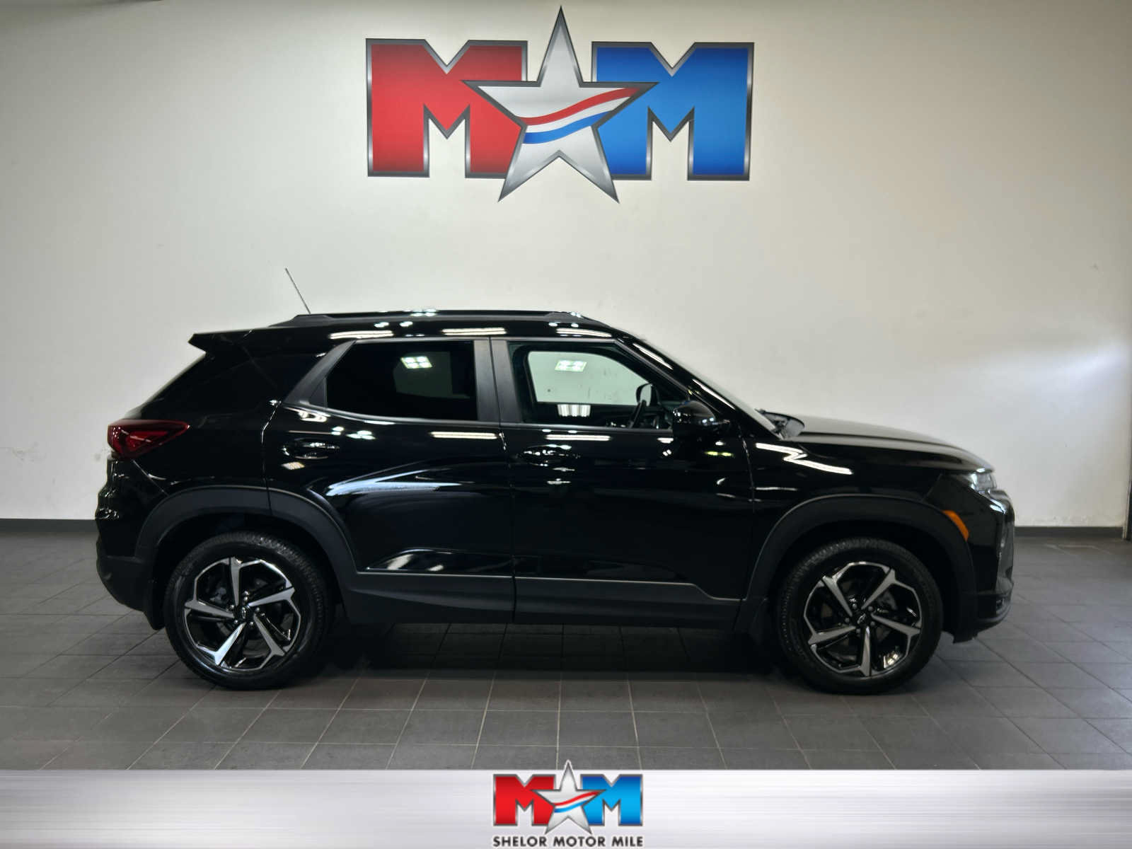 Used 2022 Chevrolet TrailBlazer RS w/ Sun and Liftgate Package