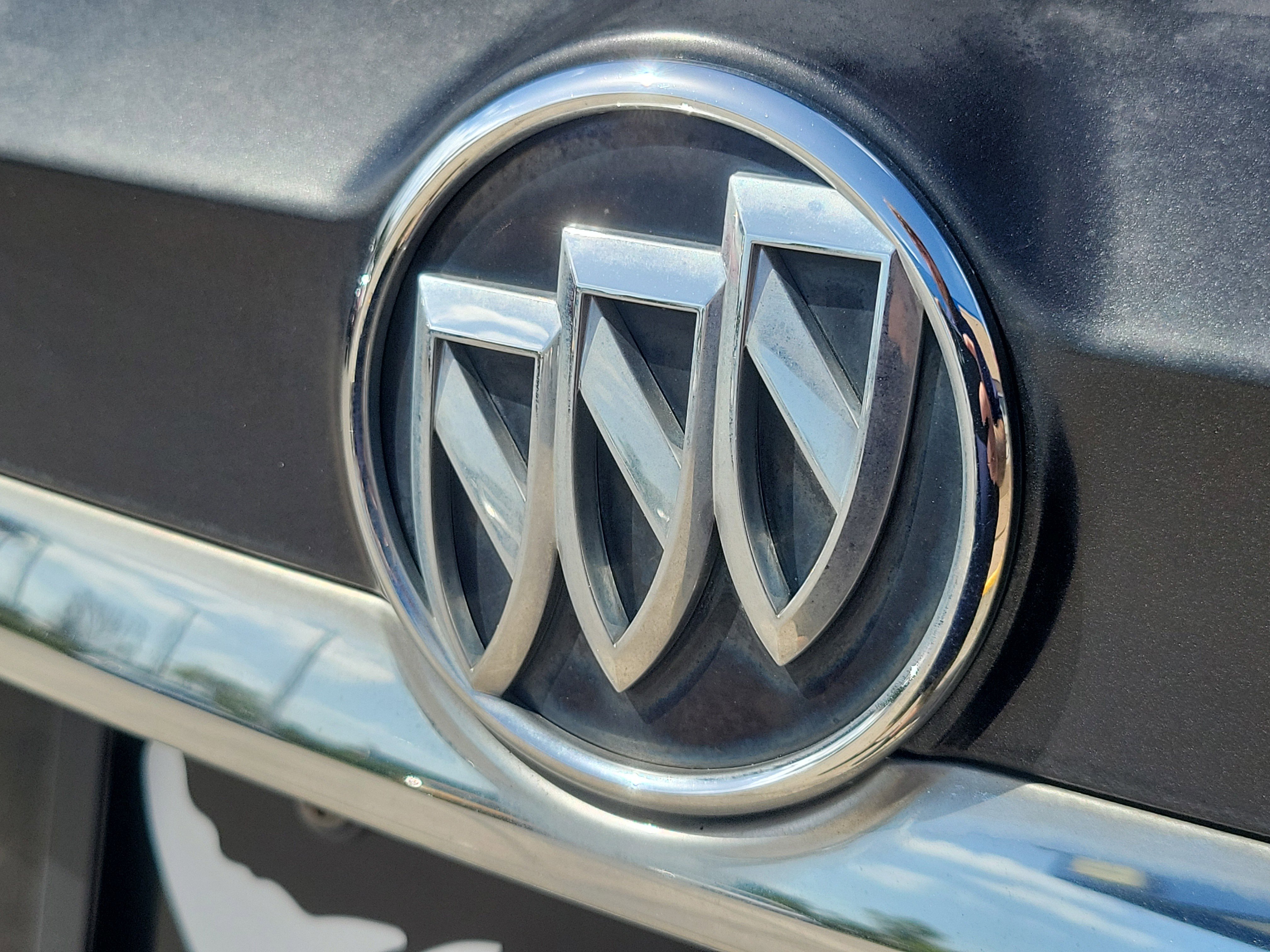 Used 2015 Buick Encore FWD image 6