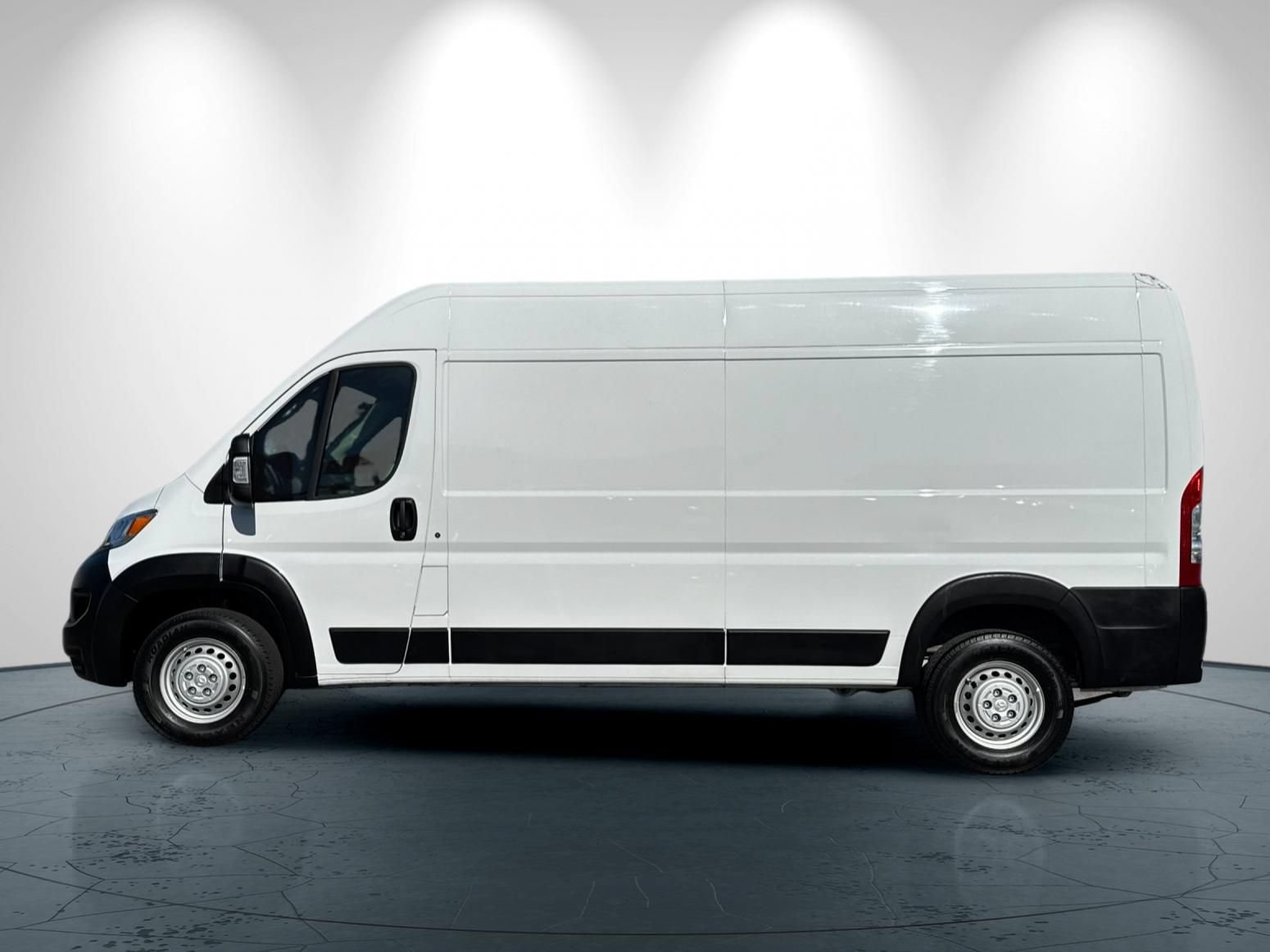Used 2026 RAM ProMaster 2500 w/ Convenience Group FWD image 7