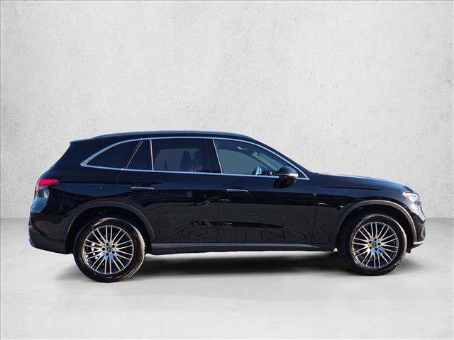 Certified 2026 Mercedes-Benz GLC 300 image 4