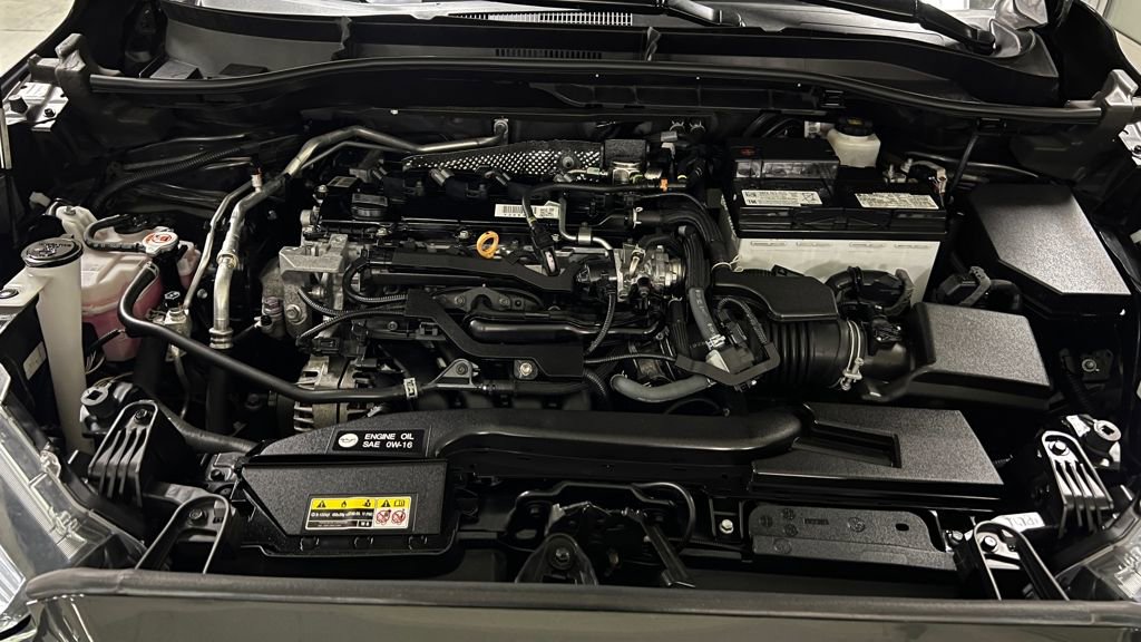 Certified 2022 Toyota Corolla Cross XLE image 46